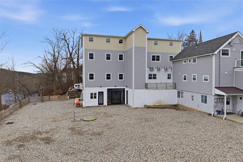99 Main Street - Photo 9