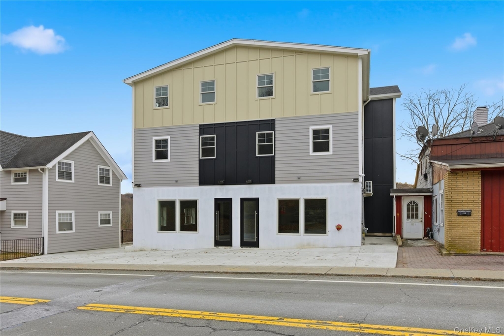 99 Main Street - Photo 8