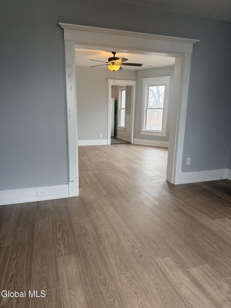 49 Elizabeth Street - Photo 11