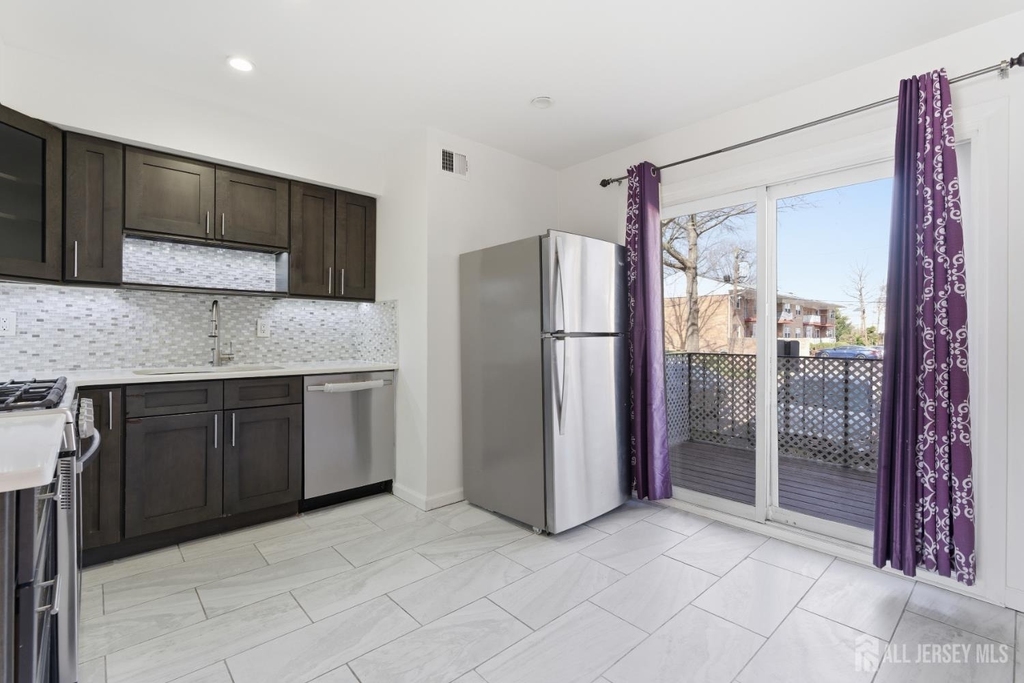 161 Evergreen Road - Photo 8