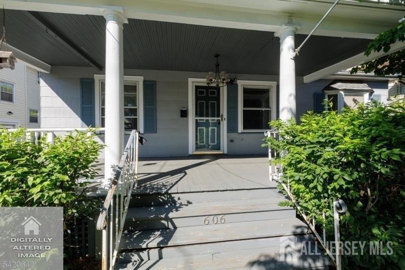 606 N Washington Avenue N - Photo 3