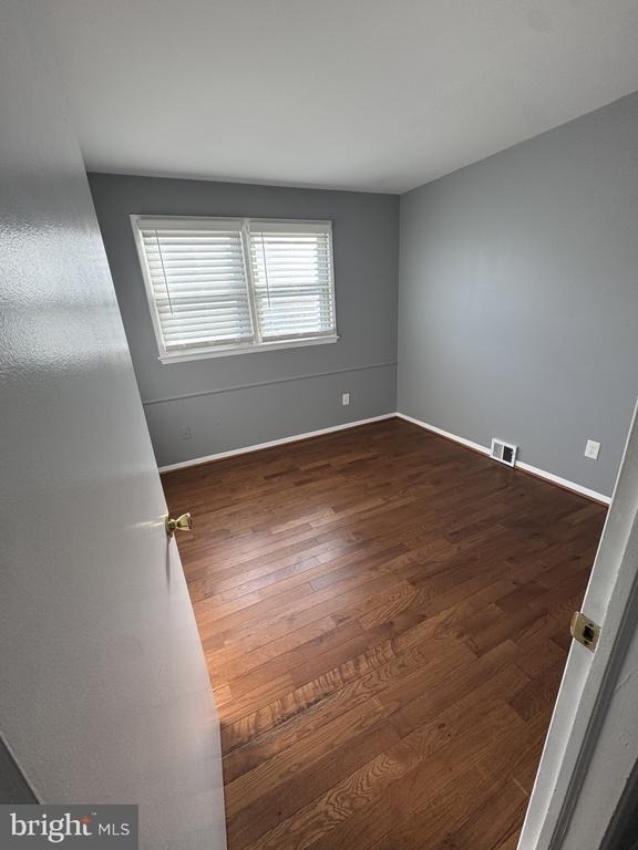 7410 Dickenson Street - Photo 6