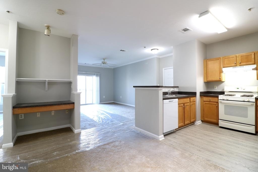 5117 Travis Edward Way - Photo 5