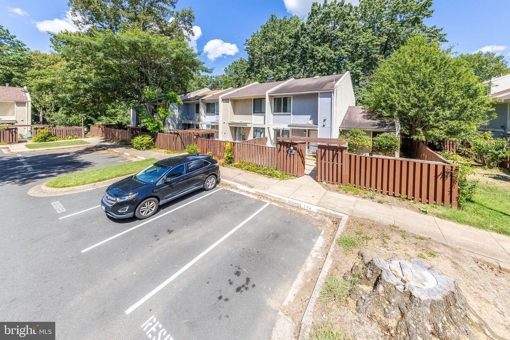 2232 Southgate Square - Photo 35