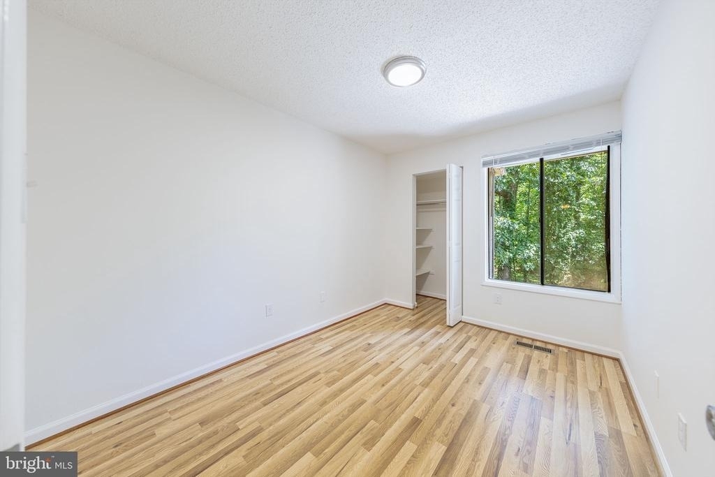 2232 Southgate Square - Photo 14