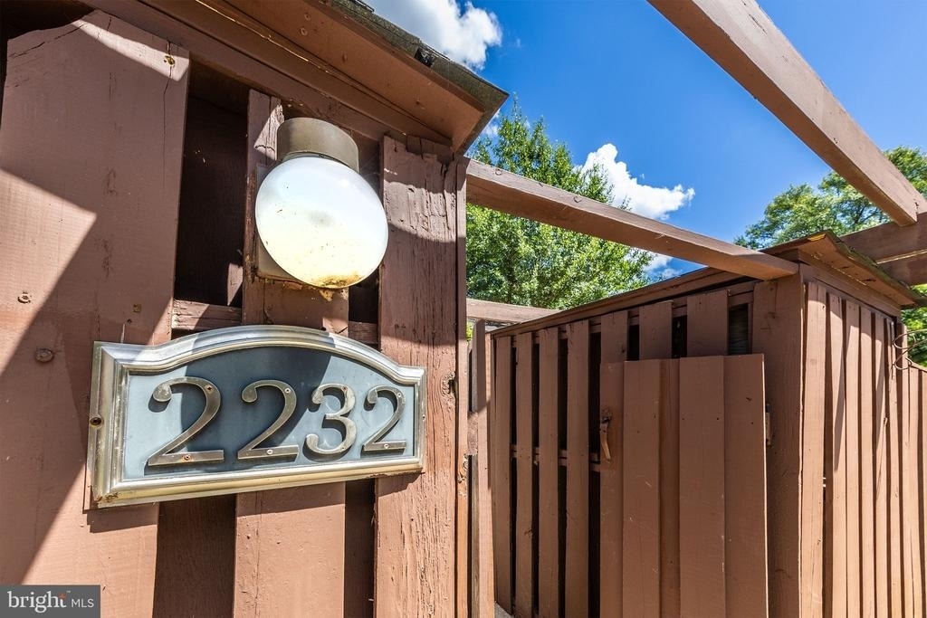 2232 Southgate Square - Photo 33