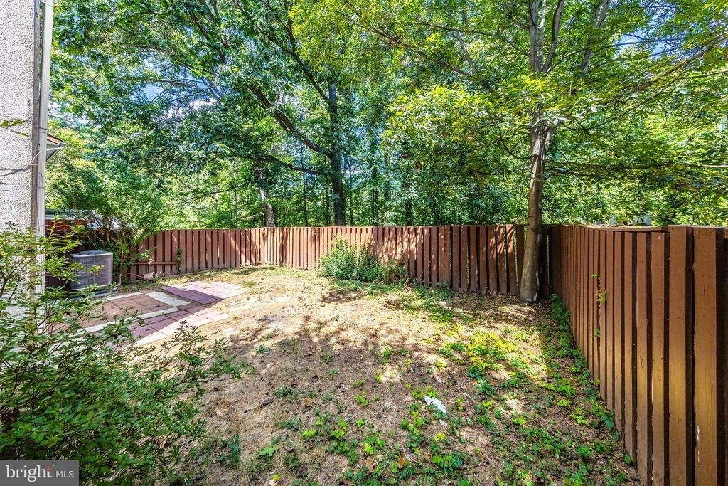 2232 Southgate Square - Photo 29