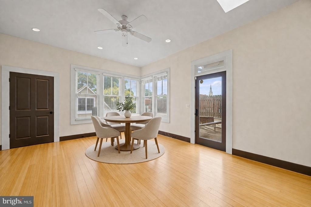 415 William - Photo 5