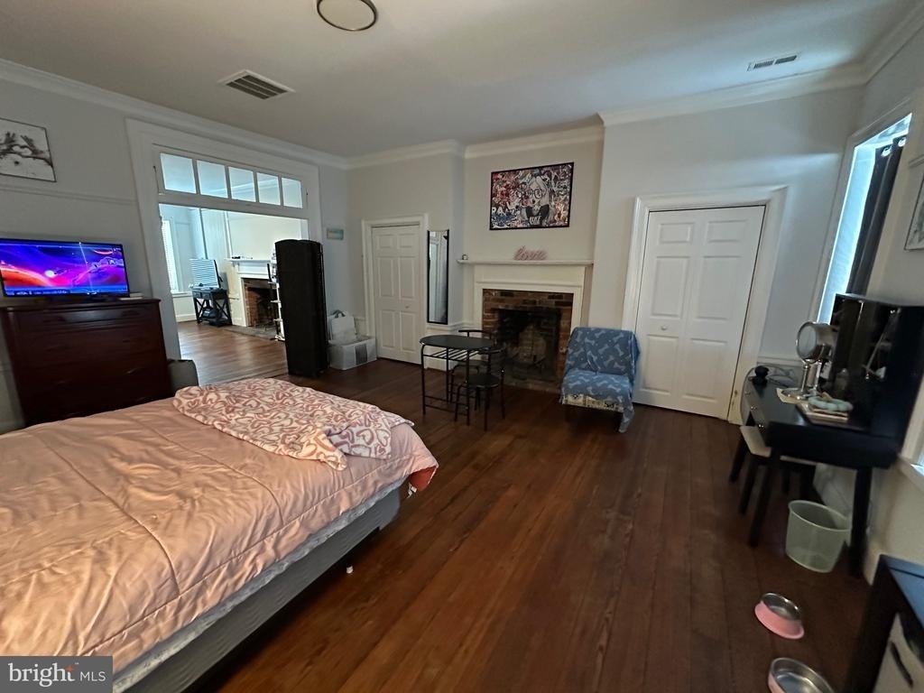 822 Caroline Street - Photo 6