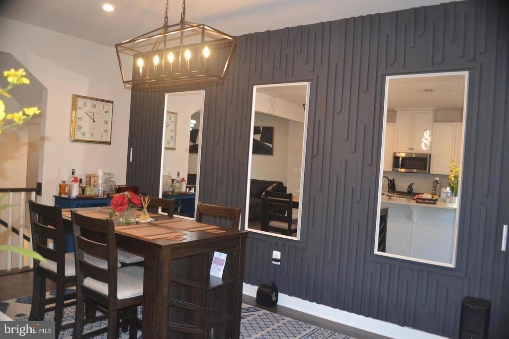 1015 Rampart Drive - Photo 2