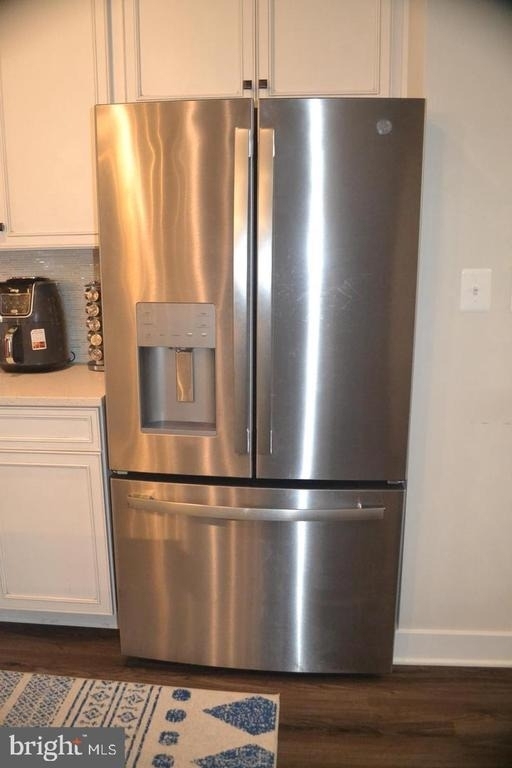 1015 Rampart Drive - Photo 3
