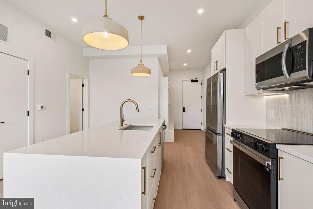 20 W Allens Lane - Photo 0