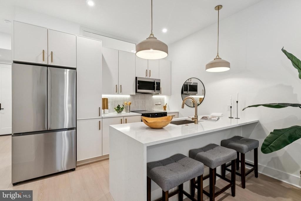 20 W Allens Lane - Photo 14