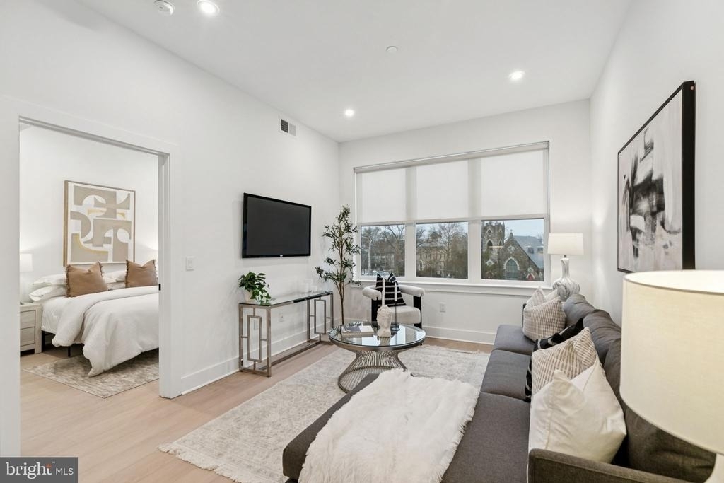 20 W Allens Lane - Photo 19