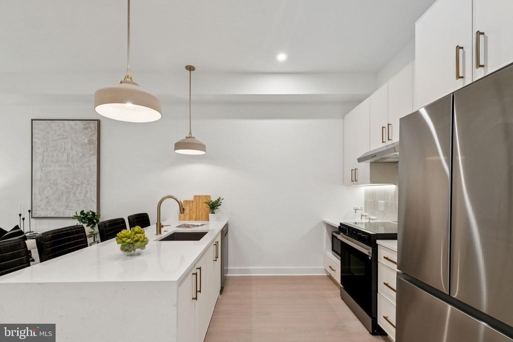 20 W Allens Lane - Photo 9