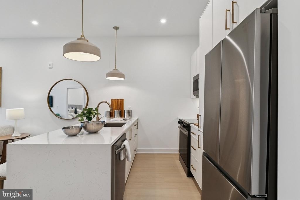 20 W Allens Lane - Photo 17