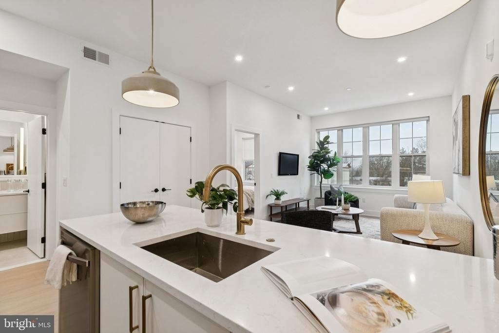 20 W Allens Lane - Photo 21