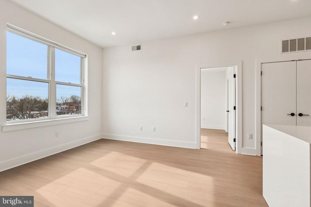 20 W Allens Lane - Photo 13