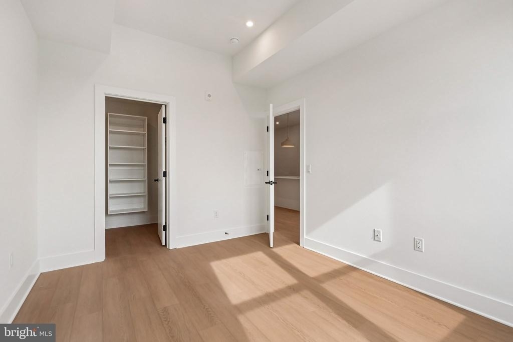 20 W Allens Lane - Photo 17