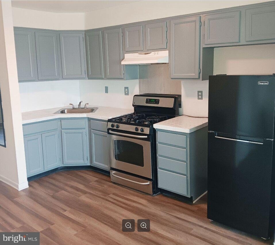 5304 Jackson Street - Photo 1