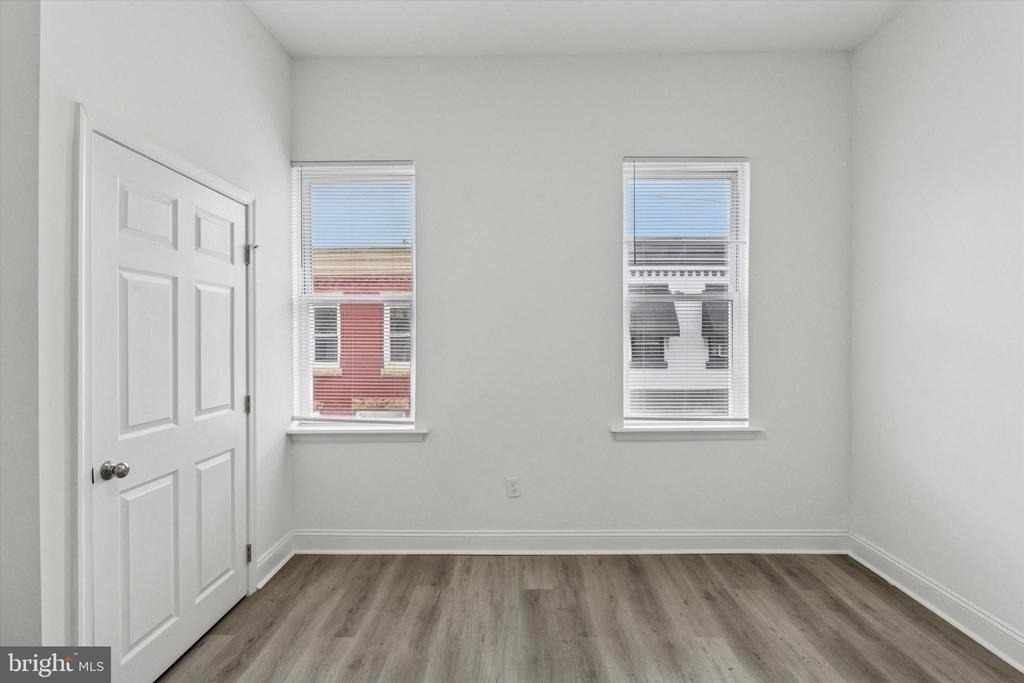 1761 N Newkirk Street - Photo 5