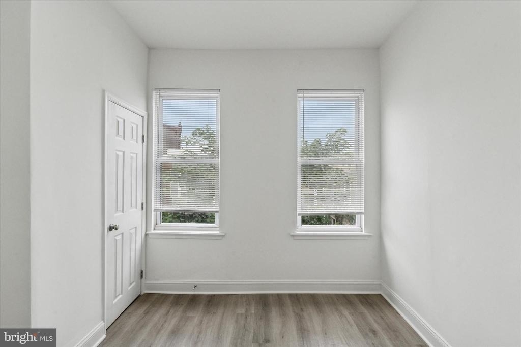 1761 N Newkirk Street - Photo 10