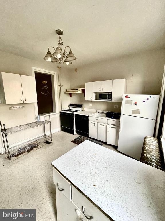 3650 Calumet Street - Photo 5