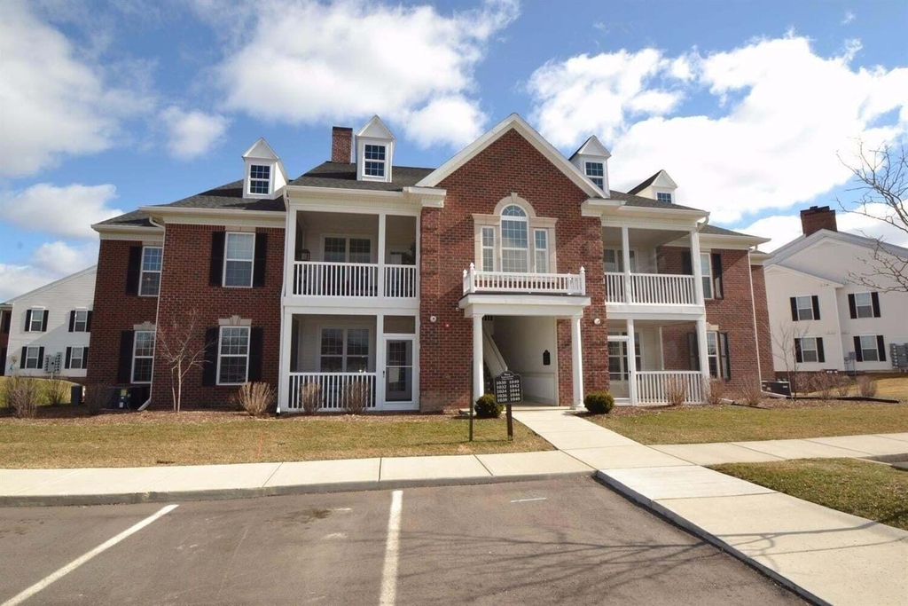 856 W Summerfield Glen Circle - Photo 1