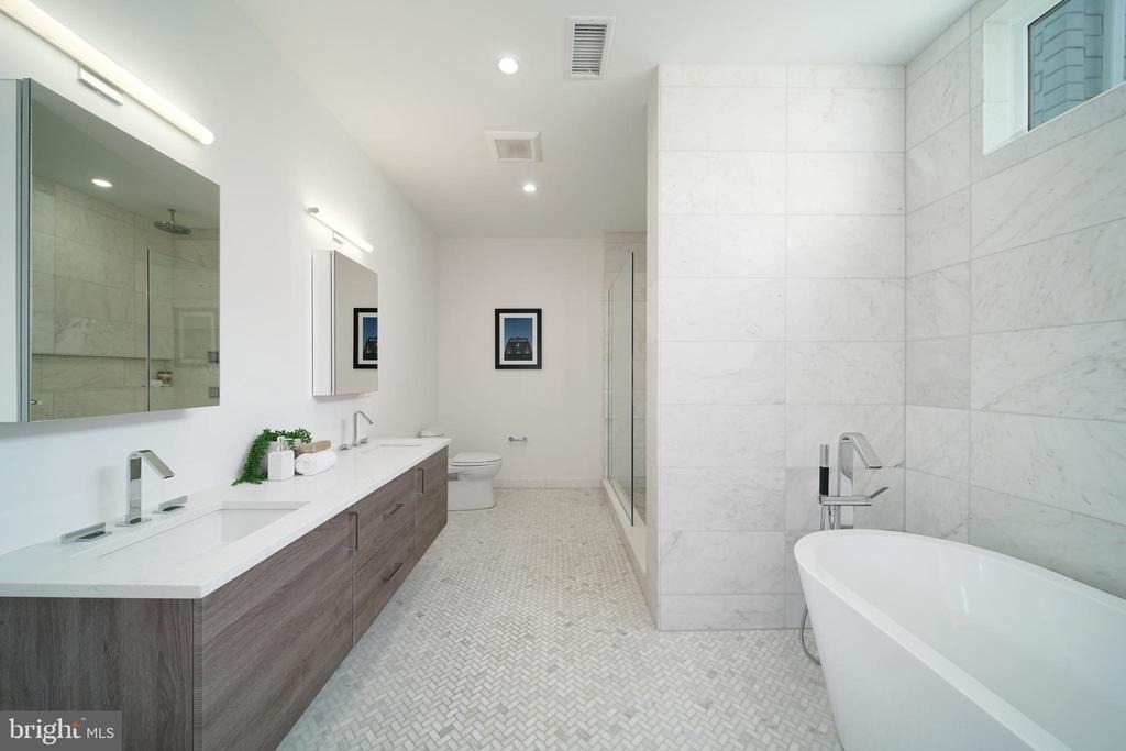 142r S Front Street - Photo 13