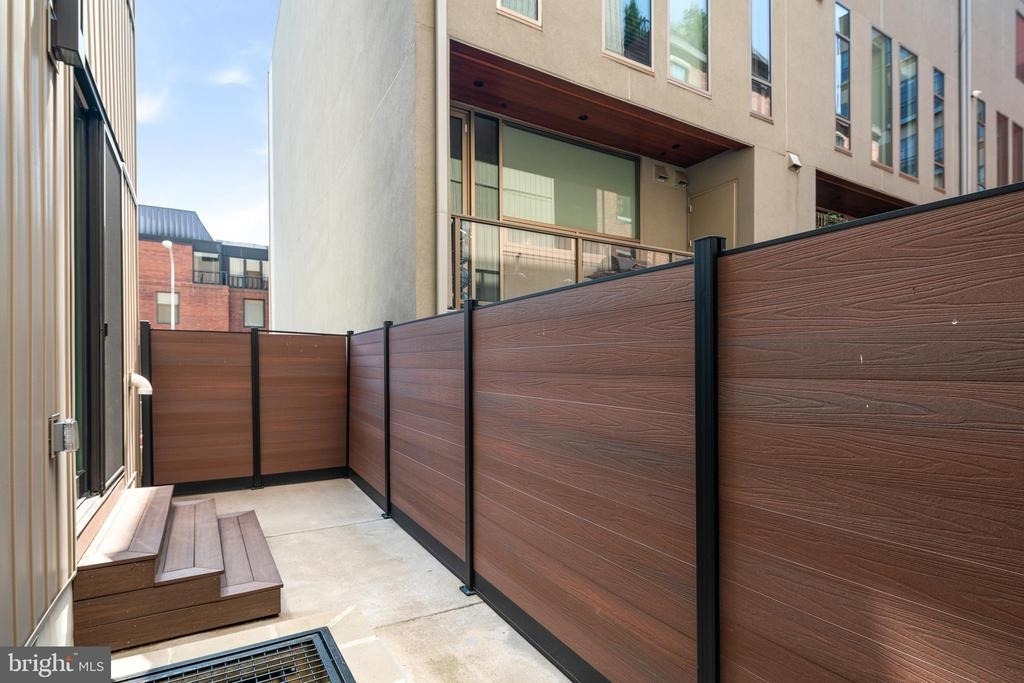 142r S Front Street - Photo 24