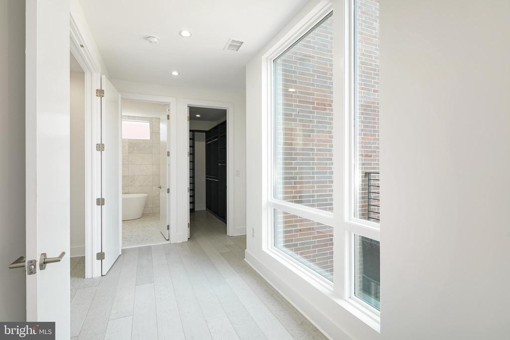 142r S Front Street - Photo 11