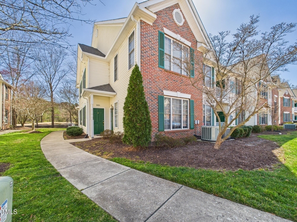 2111 Kudrow Lane - Photo 36