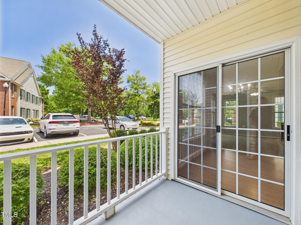 2111 Kudrow Lane - Photo 37