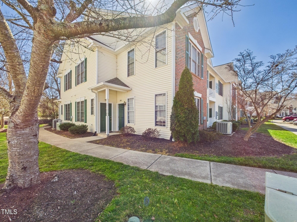 2111 Kudrow Lane - Photo 2