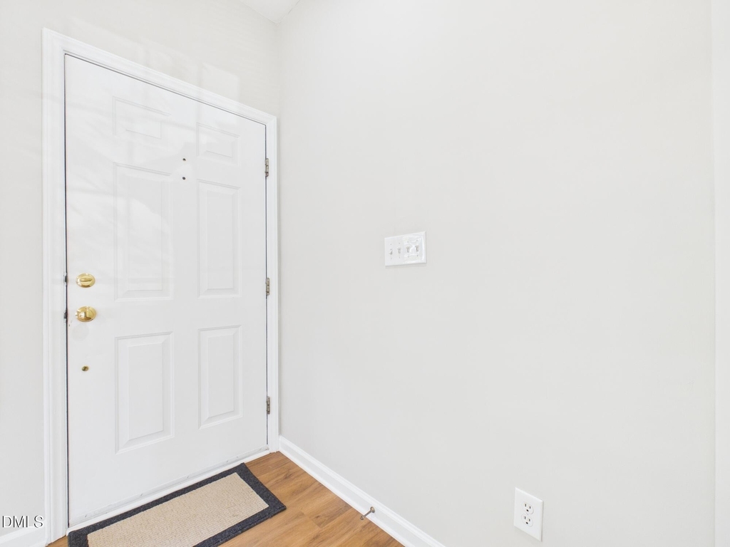 2111 Kudrow Lane - Photo 2