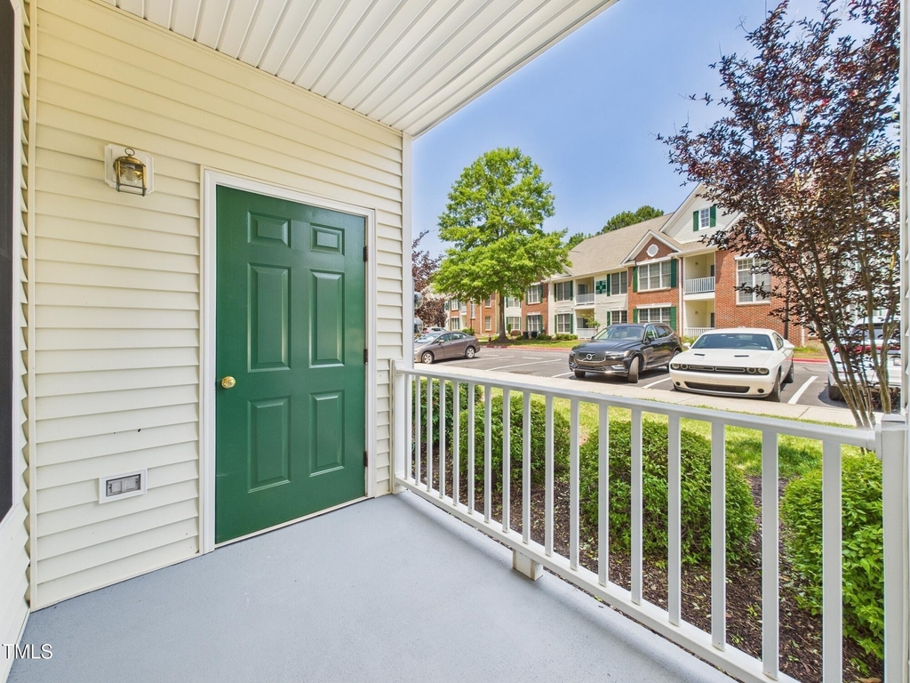 2111 Kudrow Lane - Photo 8