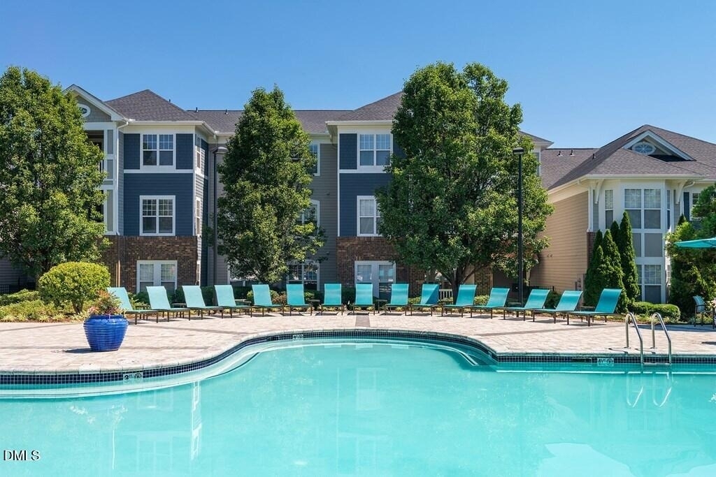 100 Village Crossing Drive - Photo 14