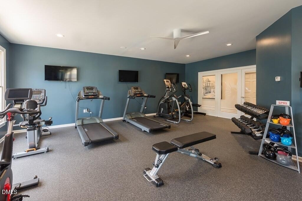 100 Village Crossing Drive - Photo 10