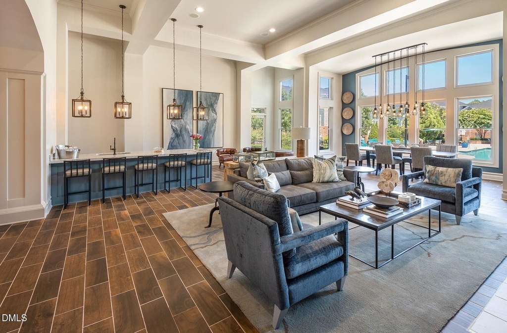 100 Village Crossing Drive - Photo 4