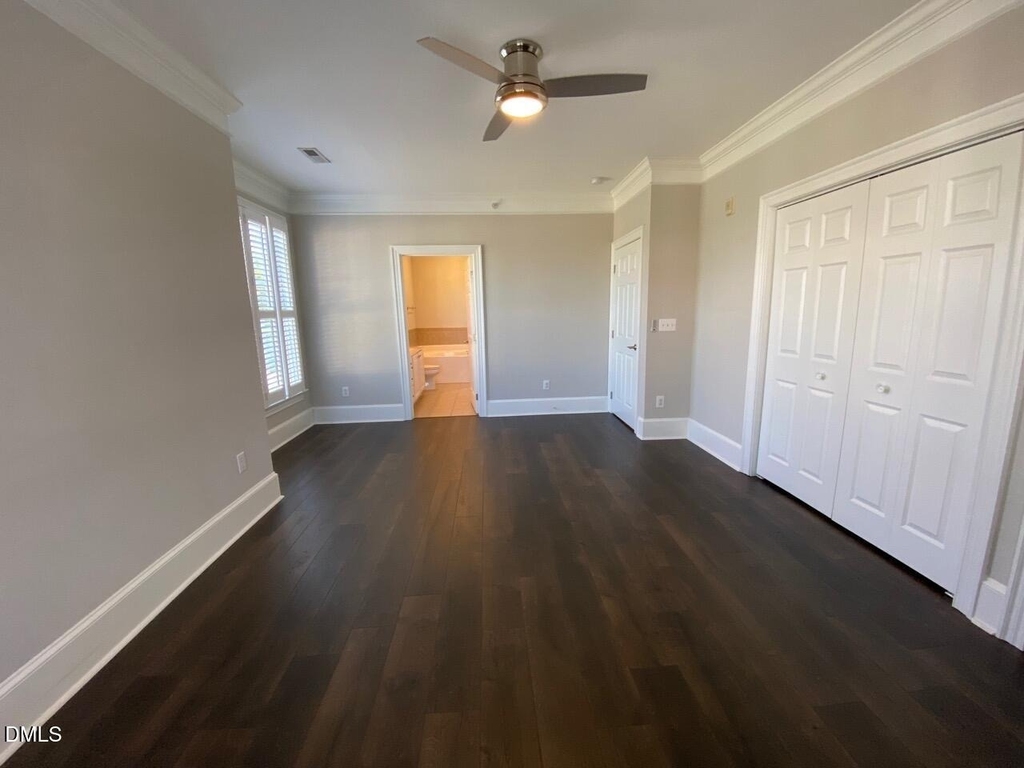 421 Waterford Lake Drive - Photo 12