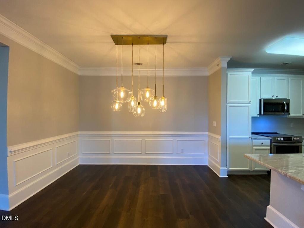 421 Waterford Lake Drive - Photo 5