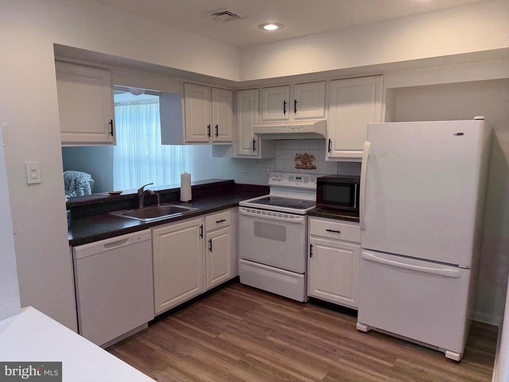 106 Pinewood Drive - Photo 9