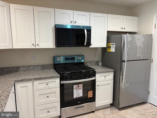 2403 Beacon Drive - Photo 4
