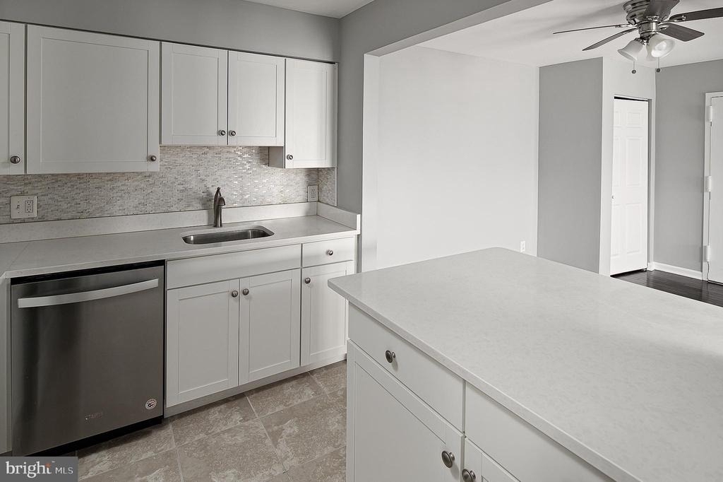 10133 Prince Place - Photo 8
