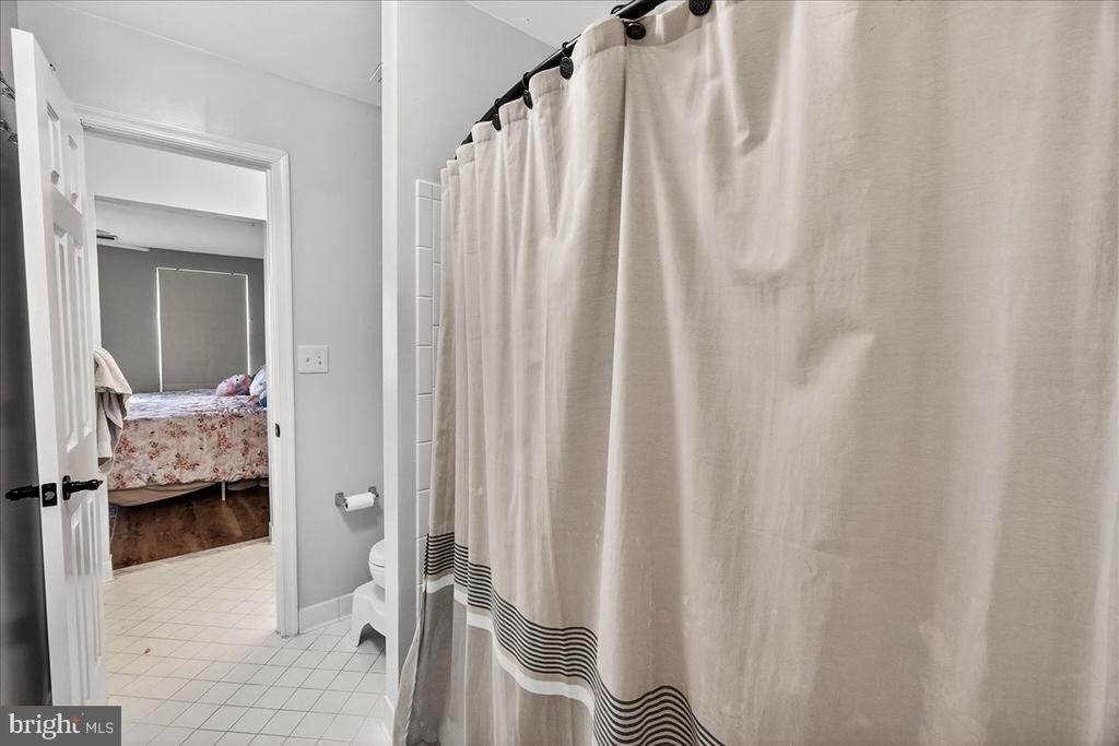 910 Featherstone Street - Photo 23