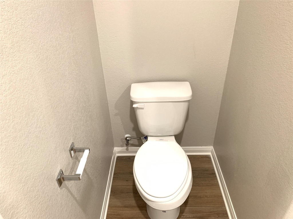 112 Declaration Ln - Photo 8