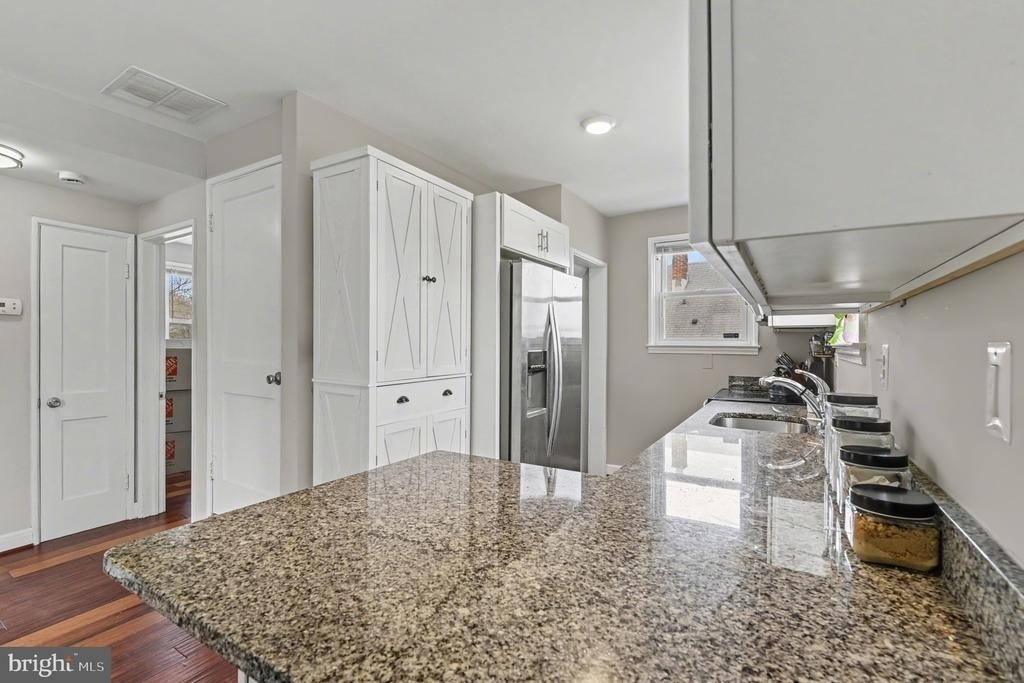 2507 Glencoe Rd - Photo 8