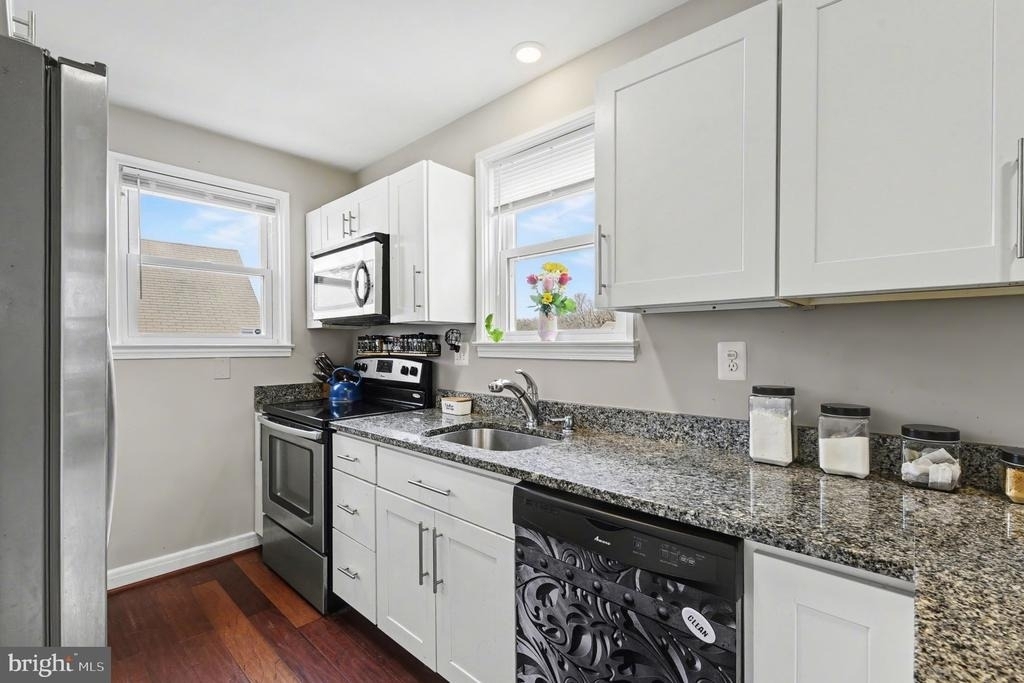 2507 Glencoe Rd - Photo 9