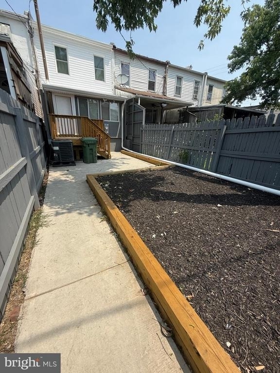 1517 Sycamore Street - Photo 18
