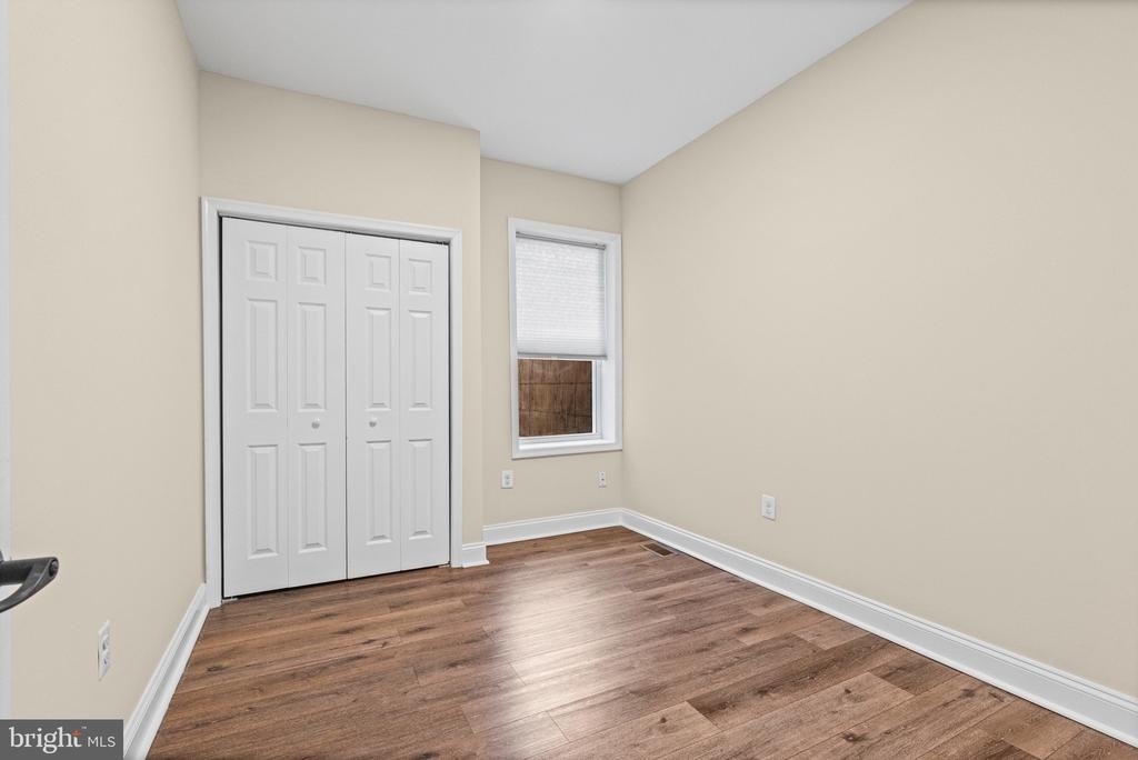1307 N Patterson Park Avenue - Photo 10